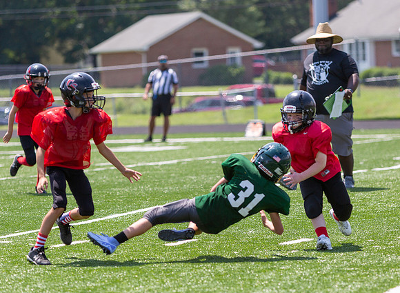 R-08-16-25-Glenvar-CS-Youth-Fball-4020