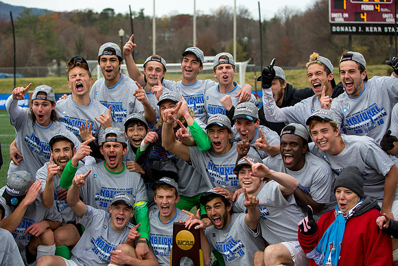 67-j-12-03-16-ncaa-soccer championship-2468