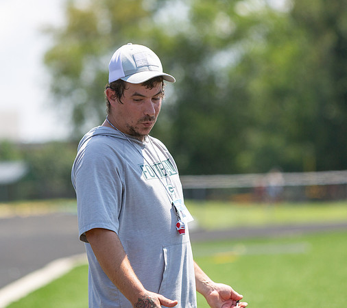 R-08-16-25-Glenvar-CS-Youth-Fball-4130