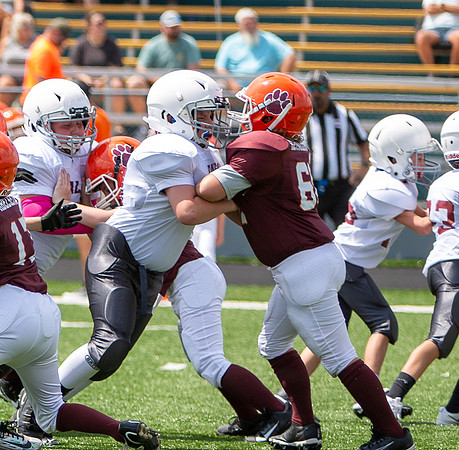 R-08-16-25-Salem-Vinton-Youth-Fball-3744