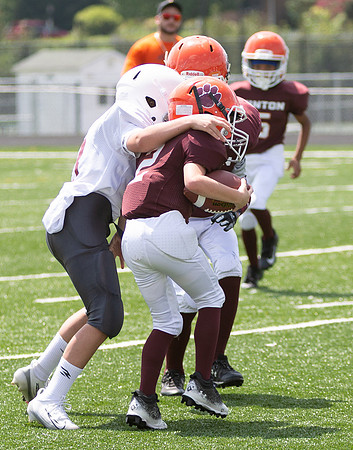 R-08-16-25-Salem-Vinton-Youth-Fball-3900