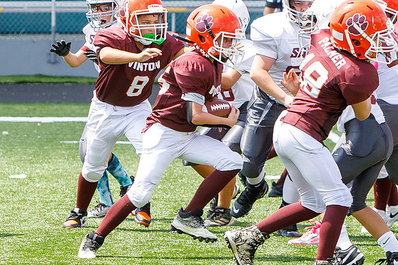 J-08-16-25-Youth-Fball-Salem-Vinton-110
