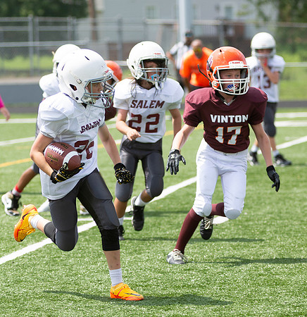 R-08-16-25-Salem-Vinton-Youth-Fball-3824