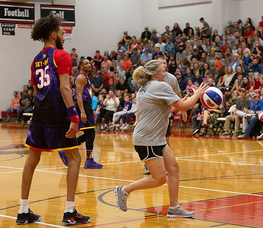 167 R-10-01-24-LB-Wizards-3445 October