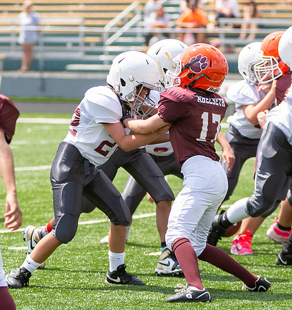 R-08-16-25-Salem-Vinton-Youth-Fball-3796