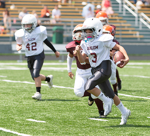 R-08-16-25-Salem-Vinton-Youth-Fball-3947