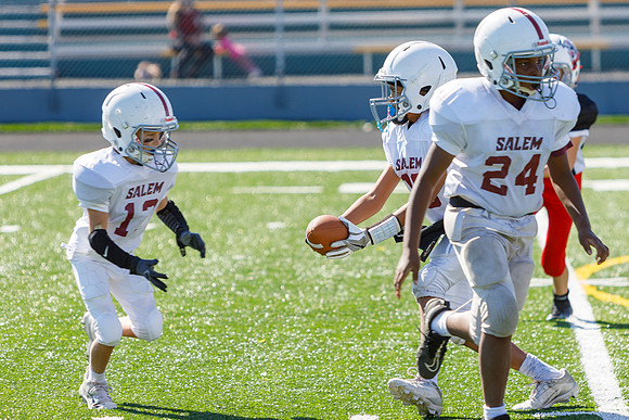 15 J-10-19-24-Salem-Botetourt-Sandlot- Fball-10s-6949 October
