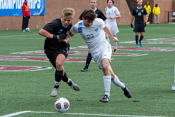 38-j-12-03-16-ncaa-soccer championship-2087