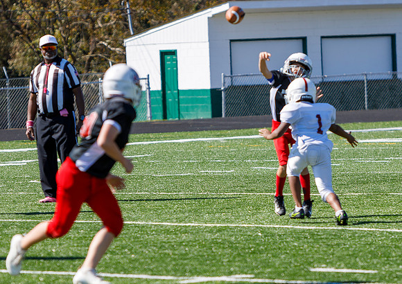 26 J-10-19-24-Salem-Botetourt-Sandlot- Fball-10s-6966 October