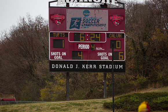 56-j-12-03-16-ncaa-soccer championship-2318