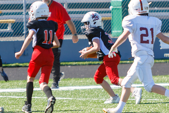 39 J-10-19-24-Salem-Botetourt-Sandlot- Fball-10s-7002 October