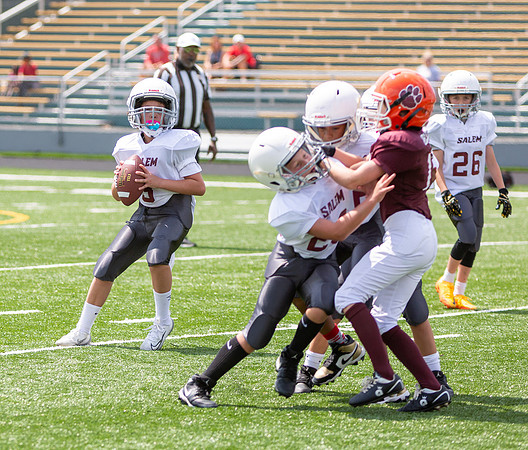 R-08-16-25-Salem-Vinton-Youth-Fball-3783