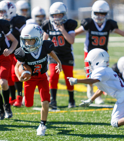 33 J-10-19-24-Salem-Botetourt-Sandlot- Fball-10s-6983 October