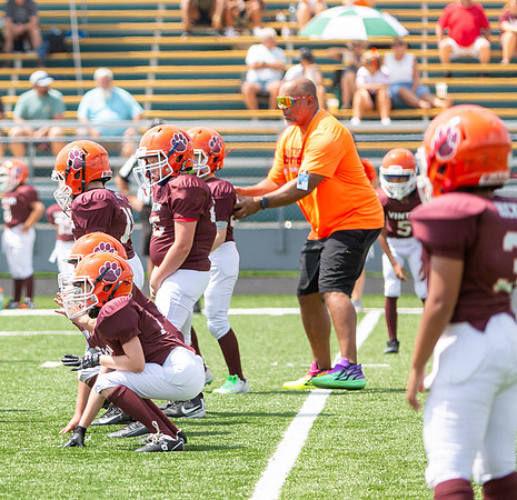 R-08-16-25-Salem-Vinton-Youth-Fball-3738