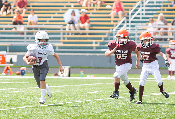 R-08-16-25-Salem-Vinton-Youth-Fball-3767