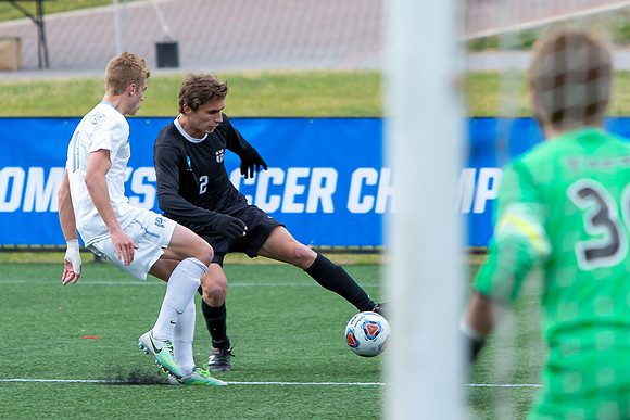 49-j-12-03-16-ncaa-soccer championship-2031