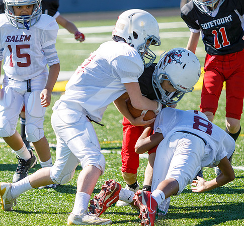 35 J-10-19-24-Salem-Botetourt-Sandlot- Fball-10s-6985 October