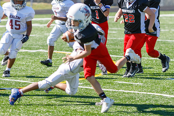 31 J-10-19-24-Salem-Botetourt-Sandlot- Fball-10s-6978 October