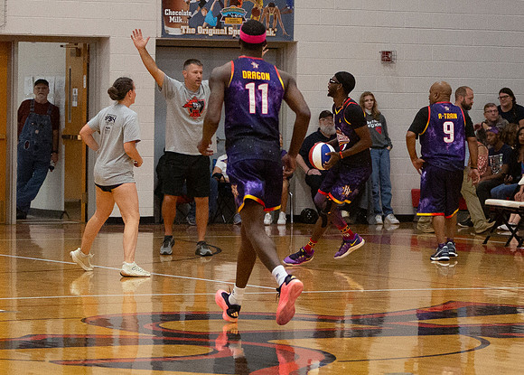 159 R-10-01-24-LB-Wizards-3429 October