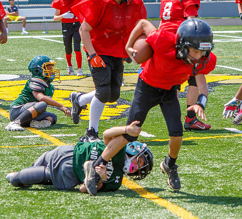 J-08-16-25-Youth-Fball-Glevar-CS-313