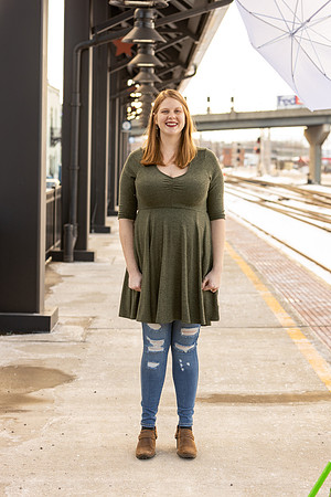 05-Stephanie-Headshots-01-24-22-7047
